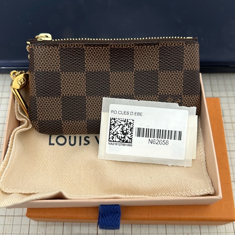 Louis Vuitton original authentic Key pouch